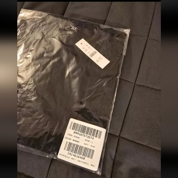 J. Crew SEALED! NWT! Pointelle Knit Turtleneck #CF645 in Black. Sz Lg. R2S!! - Picture 3 of 10